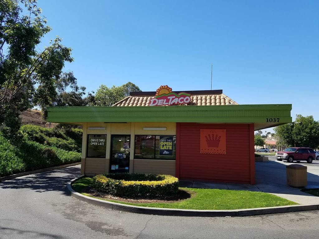 Del Taco | meal takeaway | 1037 E Bobier Dr, Vista, CA 92084, USA | 7609458294 OR +1 760-945-8294