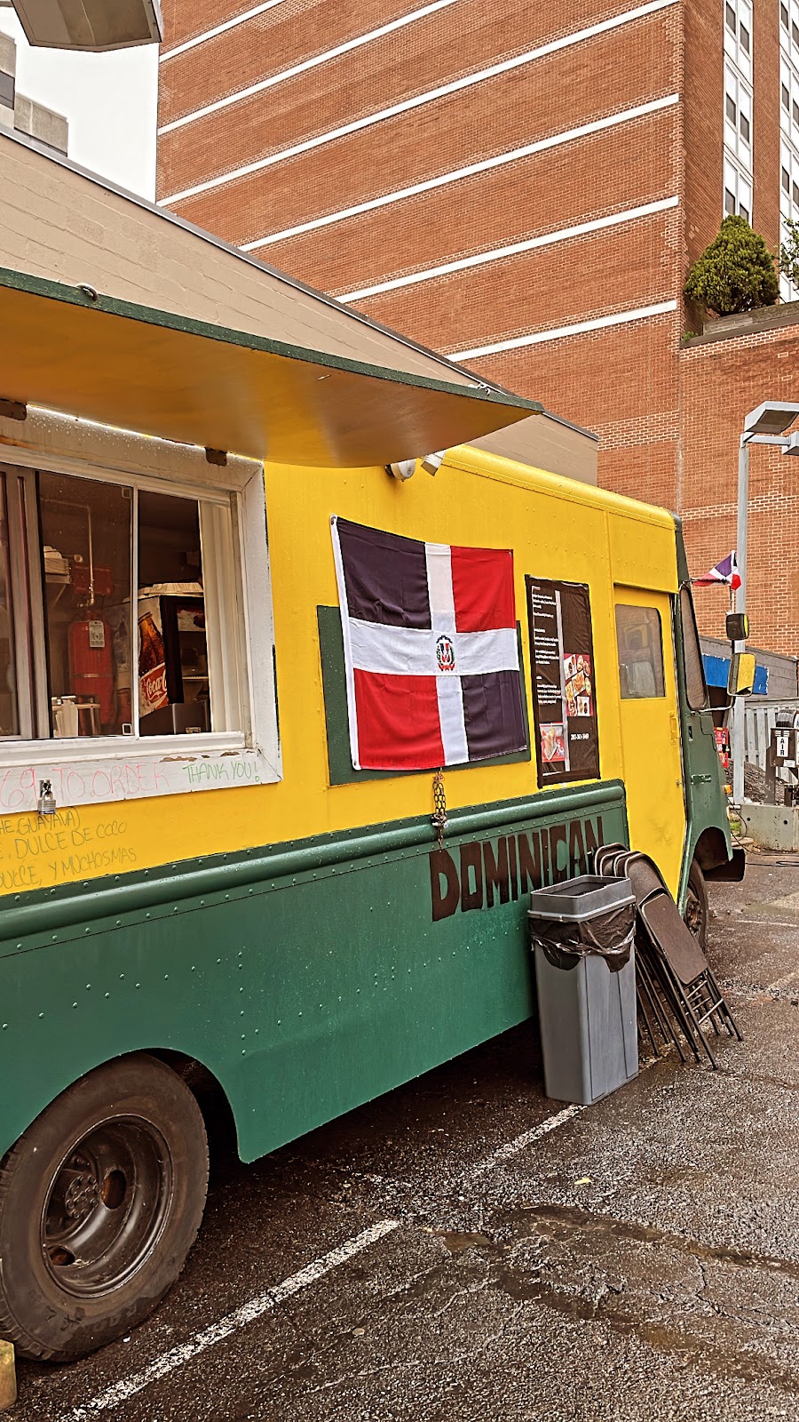 La tía comida criolla food truck | restaurant | 8600 Georgia Ave, Silver Spring, MD 20910, USA | 2023613469 OR +1 202-361-3469