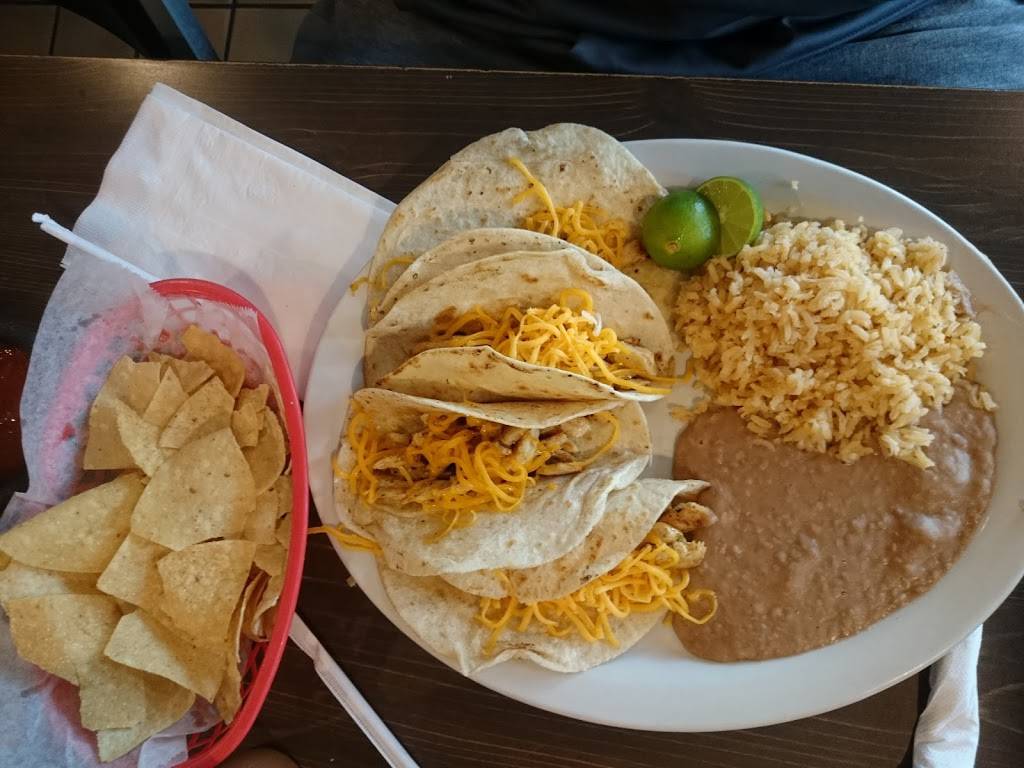 Restaurant y Taquería Jaliscos | restaurant | 506 W Corsicana St, Athens, TX 75751, USA | 9036776169 OR +1 903-677-6169