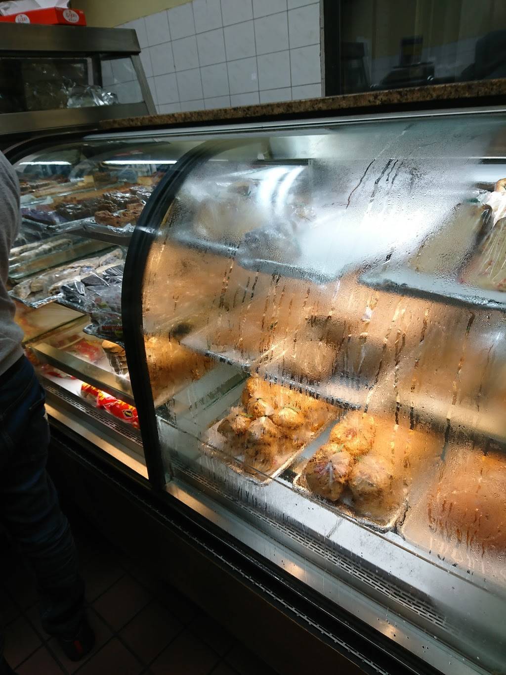 Blue Mountain | restaurant | 1695 Utica Ave, Brooklyn, NY 11234, USA | 7183382968 OR +1 718-338-2968