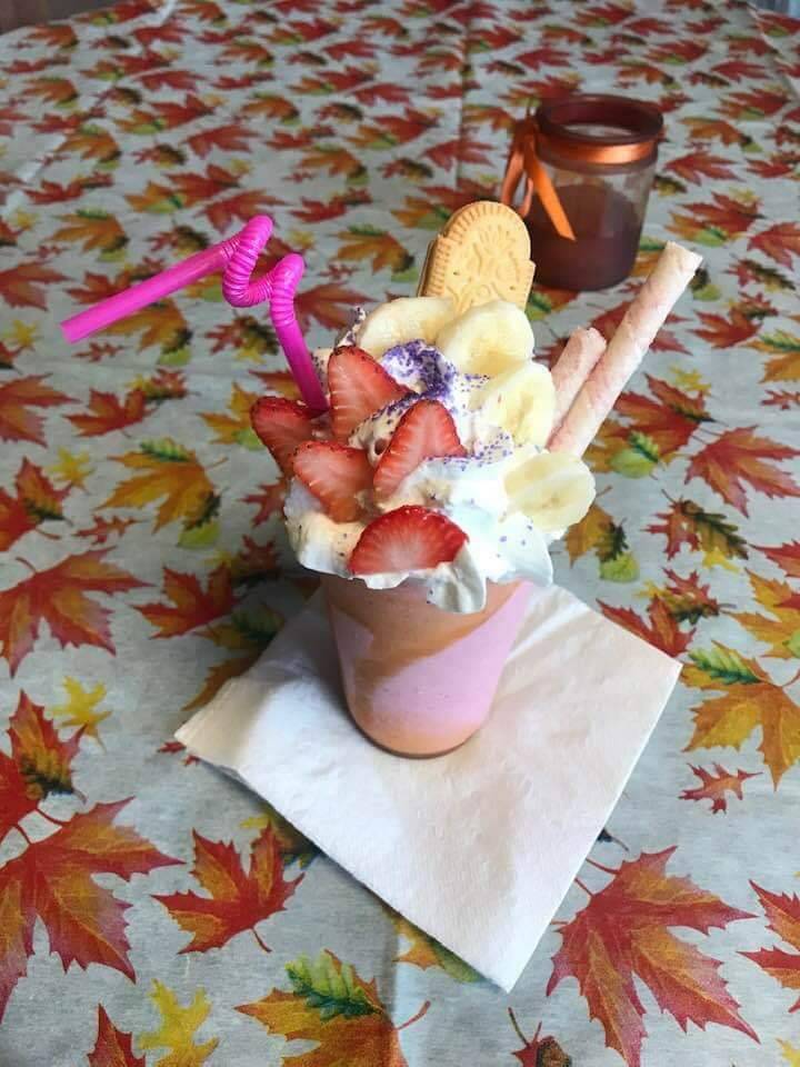 La Casa Del Frappé | restaurant | 1518 Long Ave, Lorain, OH 44052, USA | 4405297232 OR +1 440-529-7232