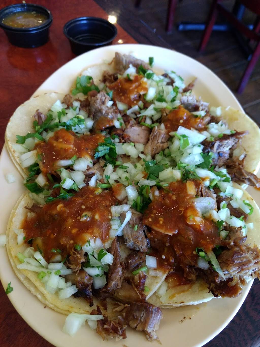 Tacos Reyes | restaurant | 21929 Saticoy St, Canoga Park, CA 91304, USA | 8189327926 OR +1 818-932-7926