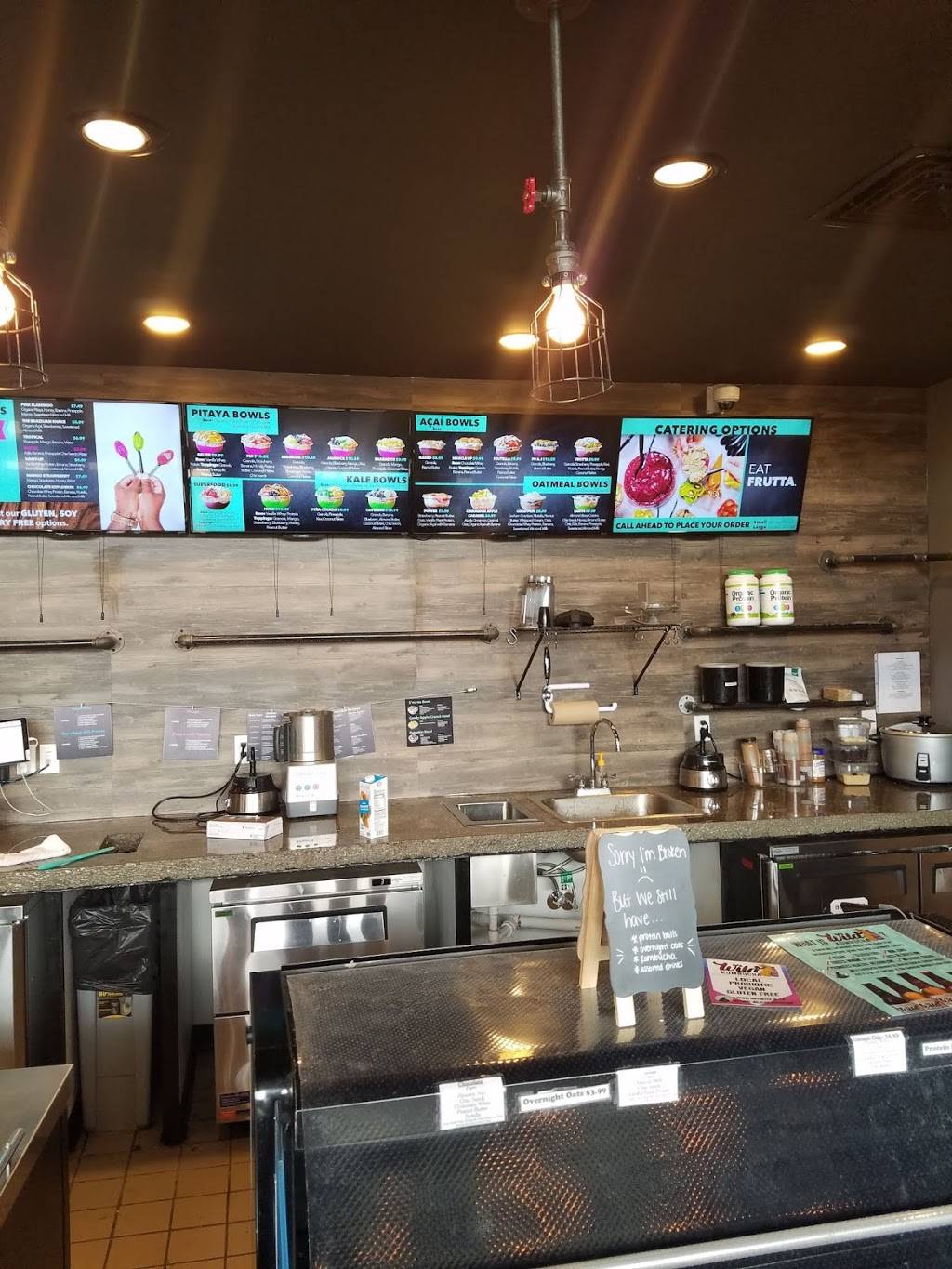 Frutta Bowls | restaurant | 8150 Baltimore Ave, College Park, MD 20740, USA | 2405424189 OR +1 240-542-4189