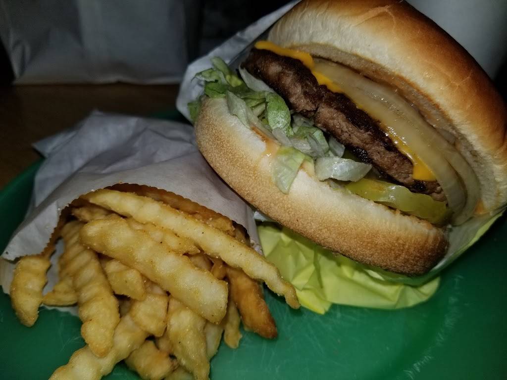 Fancy Burger | restaurant | 6765 N West Ave, Fresno, CA 93711, USA | 5594510705 OR +1 559-451-0705