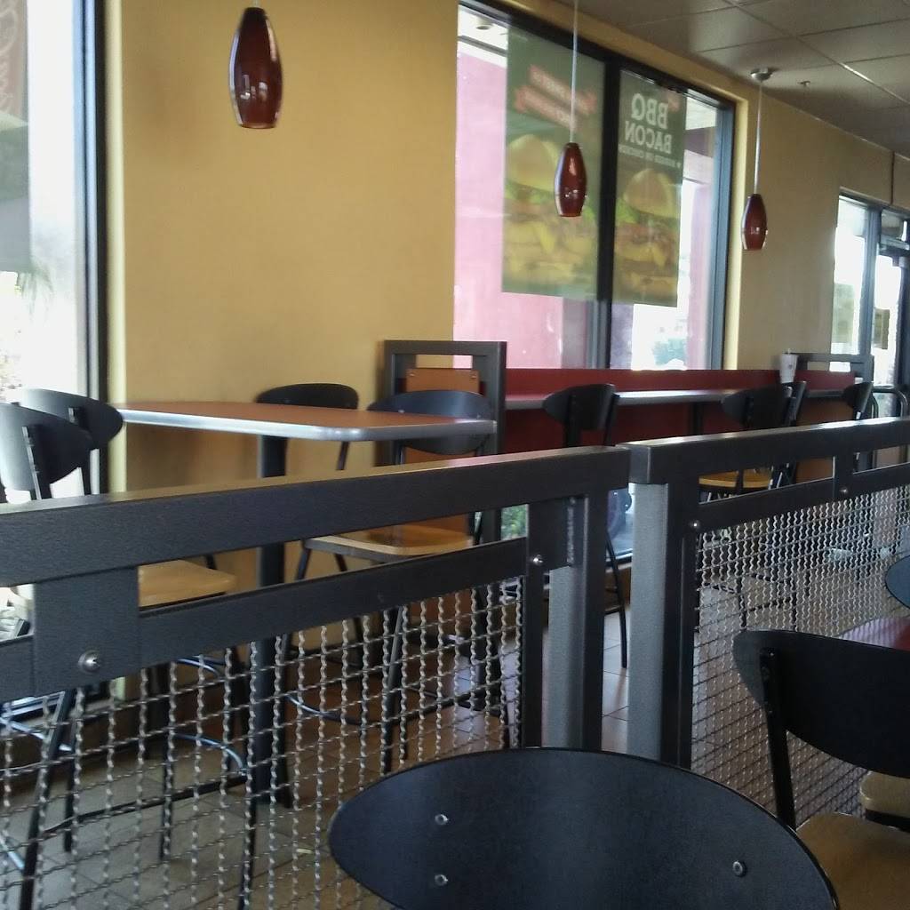 Jack in the Box | restaurant | 1371 Blaine Street, Riverside, CA 92507, USA | 9513699121 OR +1 951-369-9121