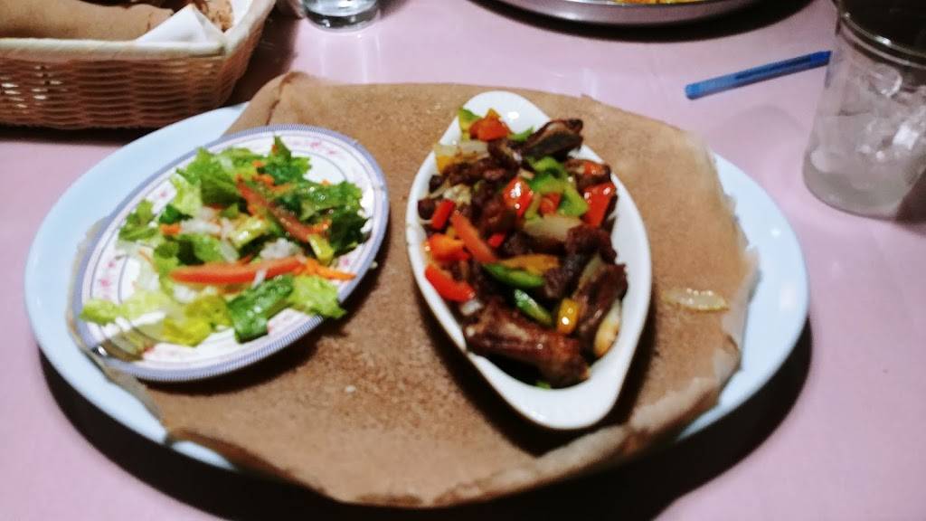 The Nile Ethiopian Restaurant | restaurant | 1951 S Havana St, Aurora, CO 80014, USA | 7207480239 OR +1 720-748-0239