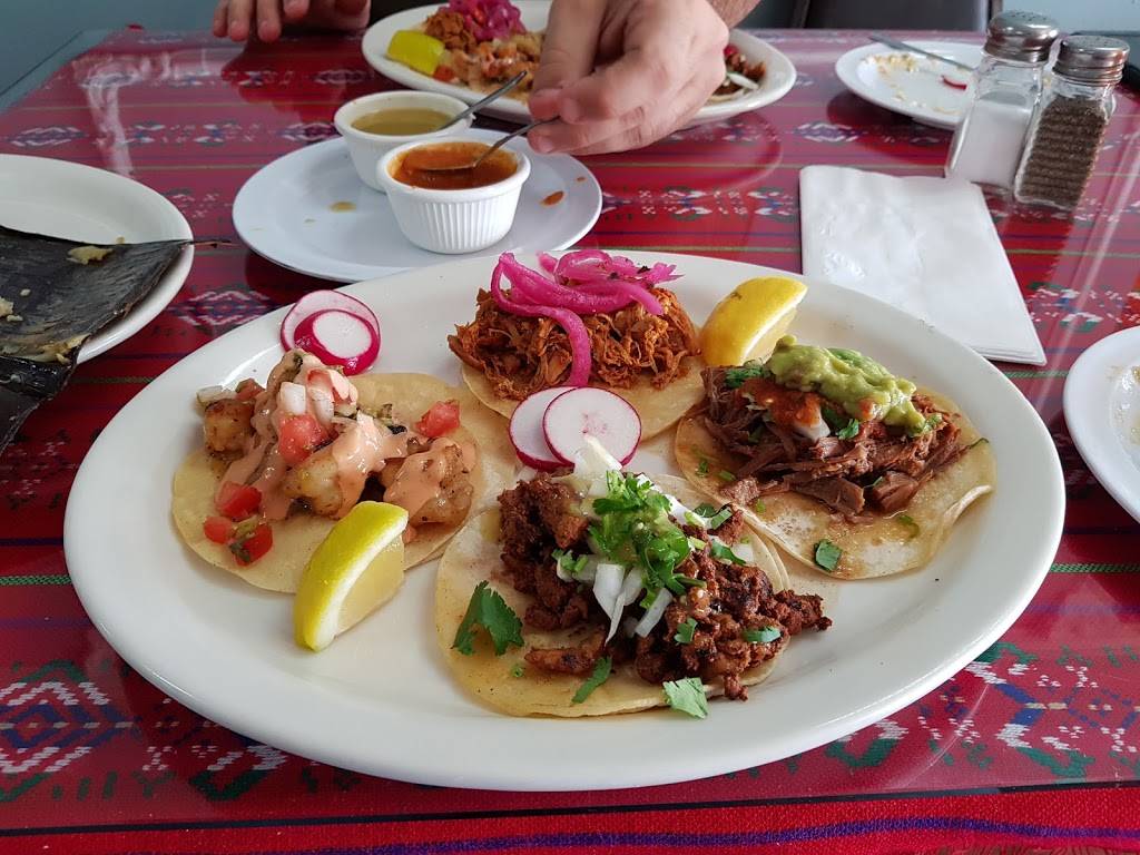 Mi Ranchito Veracruz | restaurant | 13363 Saticoy St, North Hollywood, CA 91605, USA | 8182876911 OR +1 818-287-6911