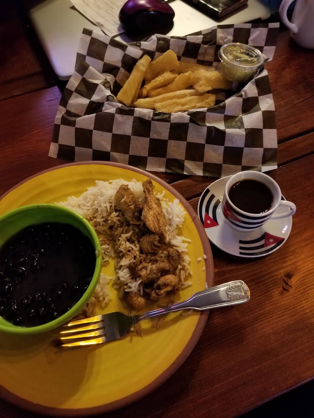 Calico Jacks Grill | restaurant | 132 W Washington St, Charles Town, WV 25414, USA | 6812220819 OR +1 681-222-0819