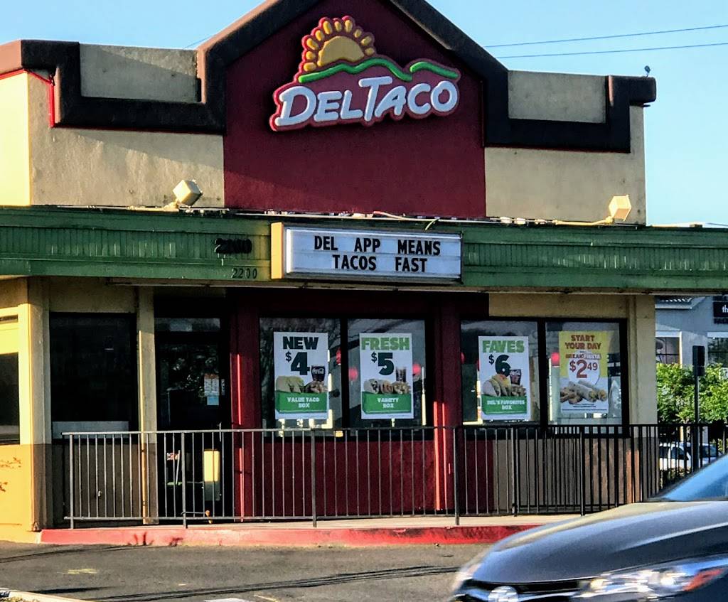 Del Taco | meal takeaway | 2200 Arden Way, Sacramento, CA 95825, USA | 9169200541 OR +1 916-920-0541