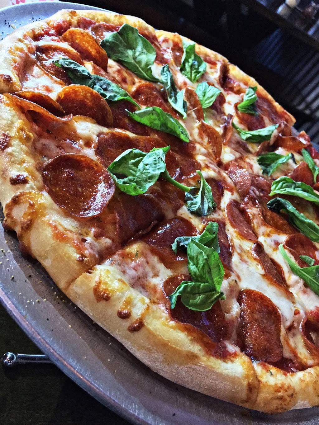 Sports Nut Pizza | restaurant | 1820 Hamner Ave, Norco, CA 92860, USA | 9517394344 OR +1 951-739-4344