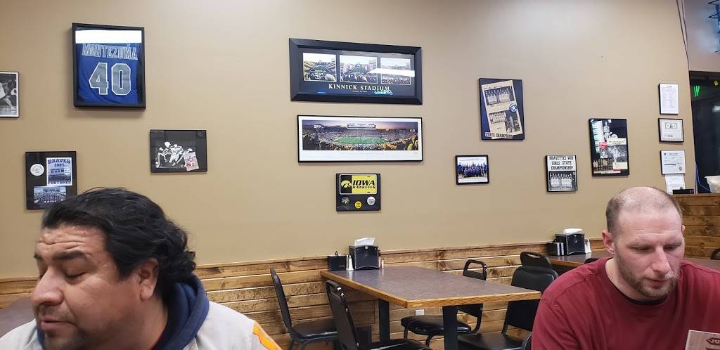 Just A Small Town Grill | restaurant | 323 E Main St, Montezuma, IA 50171, USA | 6416232220 OR +1 641-623-2220