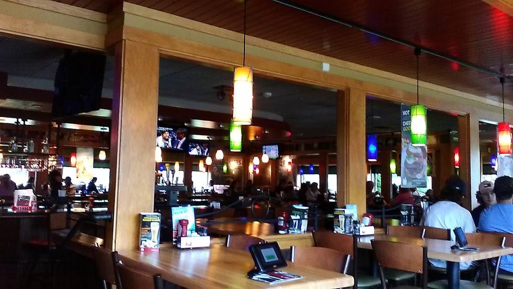 Applebees Grill + Bar | restaurant | 555 Hubbard Ave, Pittsfield, MA 01201, USA | 4134995157 OR +1 413-499-5157