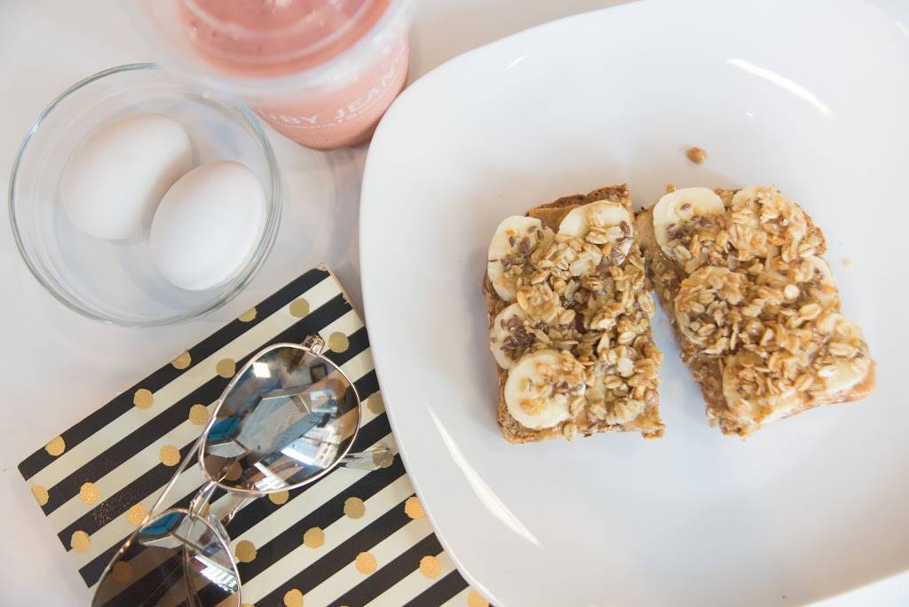 Ruby Jeans Juicery | restaurant | 1111 Main St Suite 165, Kansas City, MO 64106, USA | 8168004929 OR +1 816-800-4929