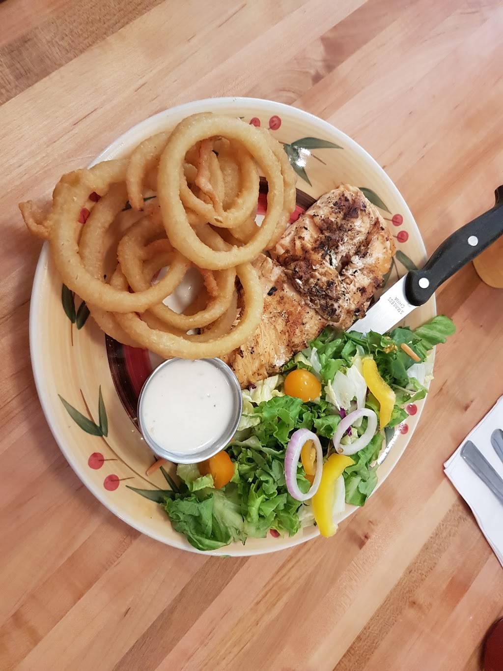 Leos Place Diner | restaurant | 655 Main St, Waltham, MA 02451, USA | 7817901373 OR +1 781-790-1373