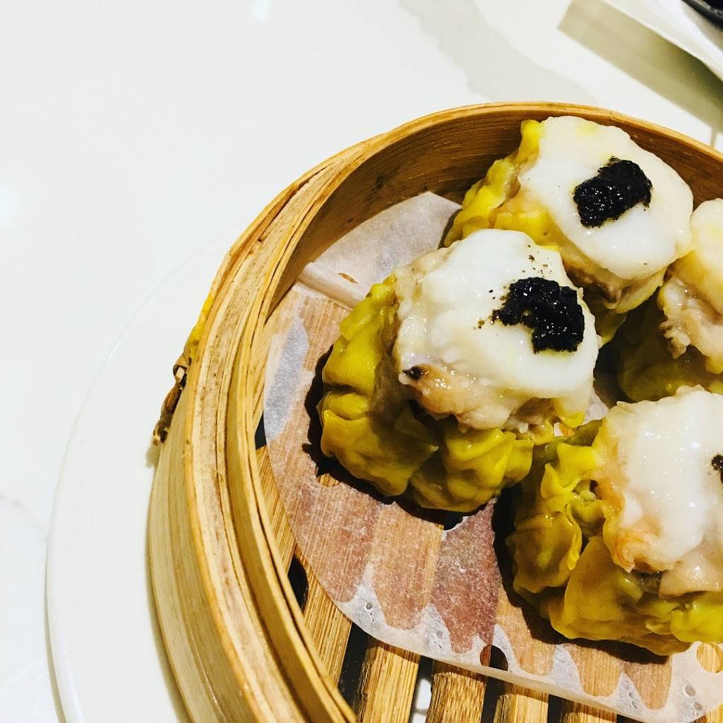 CHIC XI | restaurant | 3471 Yonge St, North York, ON M4N 2N3, Canada | 4164859898 OR +1 416-485-9898