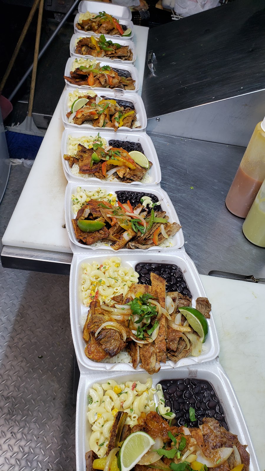 Taquería El Milagro (Food Truck) | restaurant | 5600 Rampart St, Houston, TX 77081, USA | 8329512534 OR +1 832-951-2534