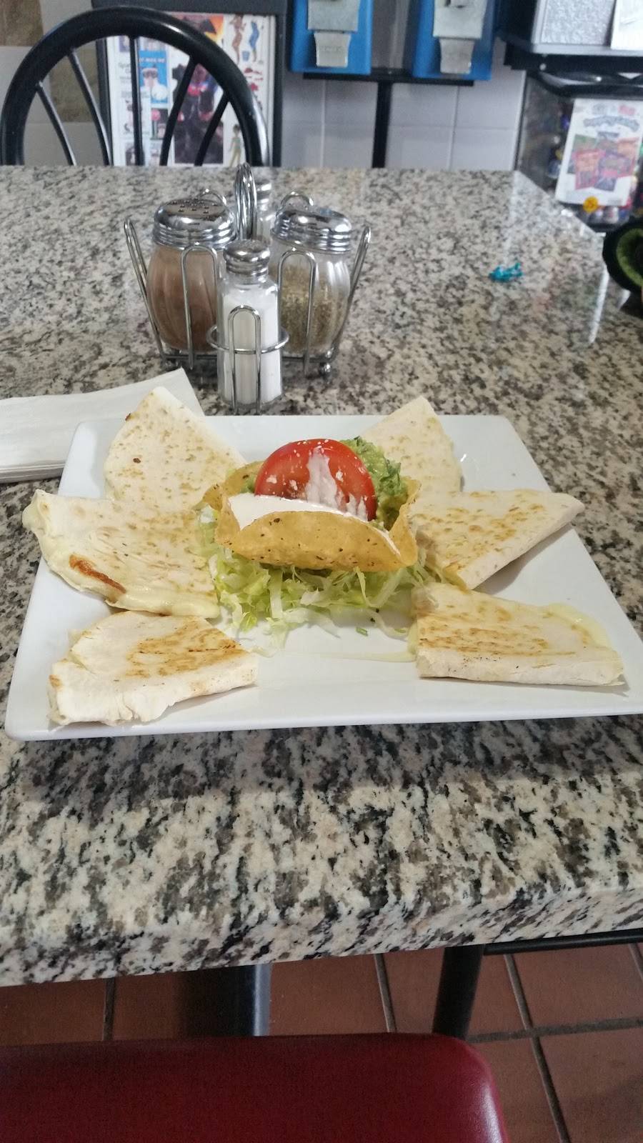 La Lena Restaurant | restaurant | 4727, 3758 W North Ave, Chicago, IL 60647, USA | 7736879848 OR +1 773-687-9848