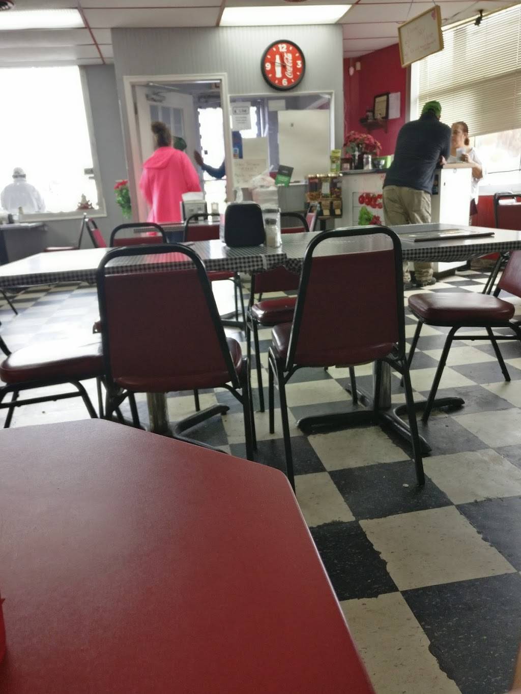 Madison Family Restaurant | restaurant | 201 Gallatin Pike S, Madison, TN 37115, USA | 6158659923 OR +1 615-865-9923