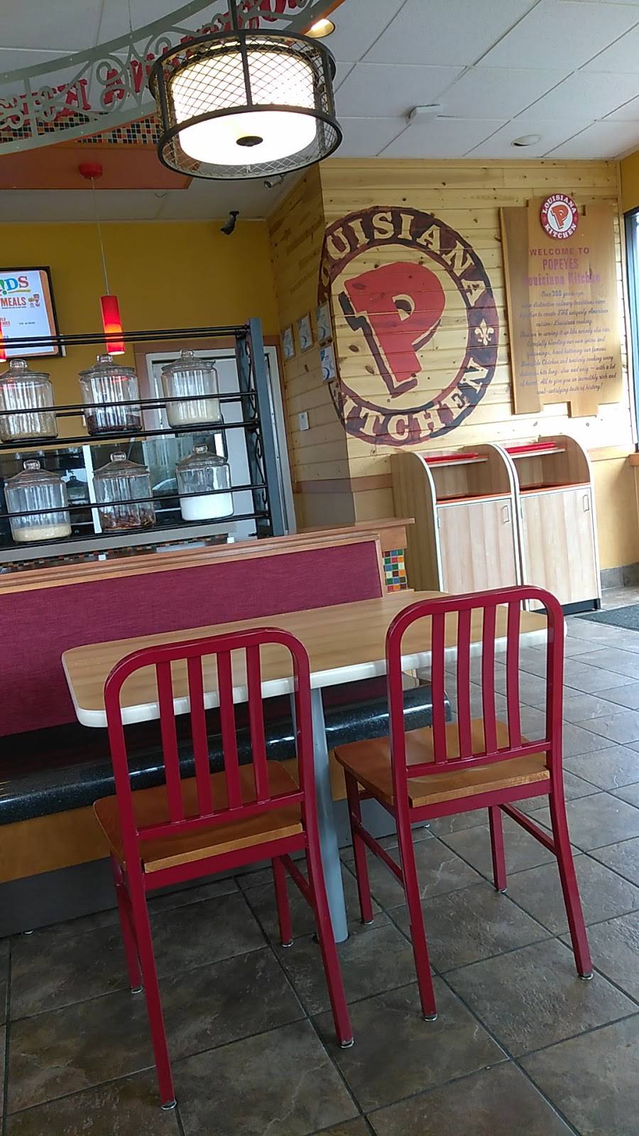 Popeyes Louisiana Kitchen | restaurant | 1903 E 4th St, Ontario, CA 91764, USA | 9099875666 OR +1 909-987-5666