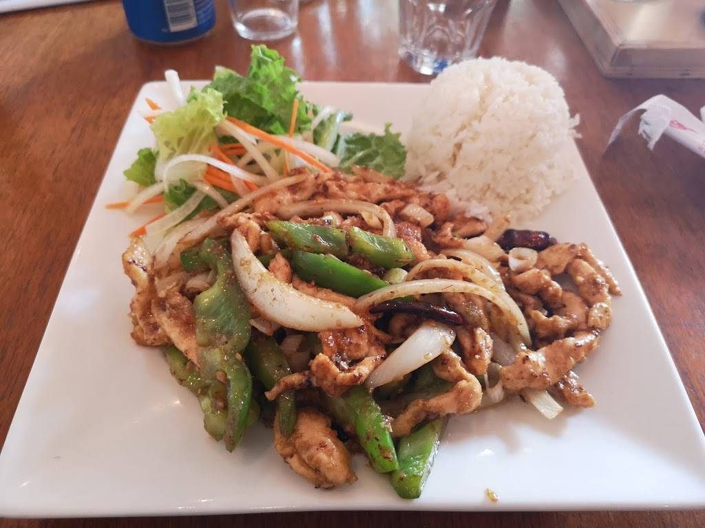 Blossom Vietnamese Restaurant | restaurant | 451 Gin Ling Way, Los Angeles, CA 90012, USA | 2136268345 OR +1 213-626-8345