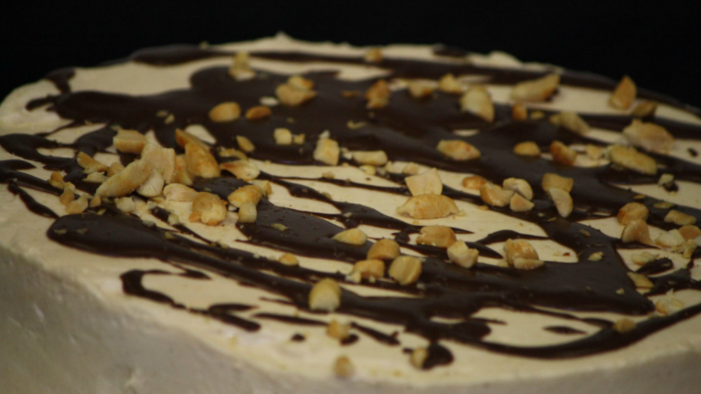 Peak City Grill & Bar | restaurant | 126 N Salem St, Apex, NC 27502, USA | 9193038001 OR +1 919-303-8001