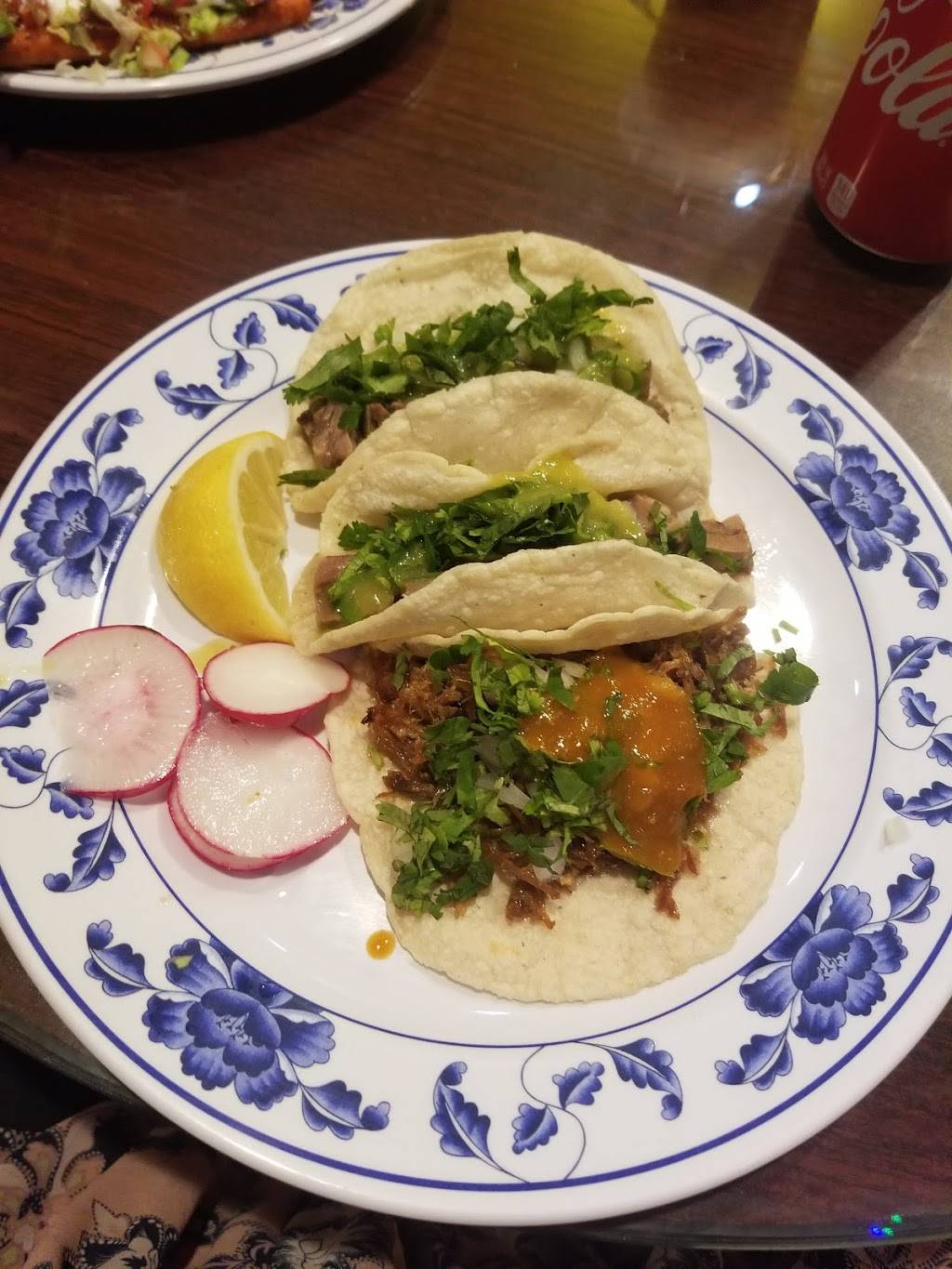 Taqueria El Zamorano | restaurant | 3011 Harbor Blvd #A, Costa Mesa, CA 92626, USA | 6572475200 OR +1 657-247-5200