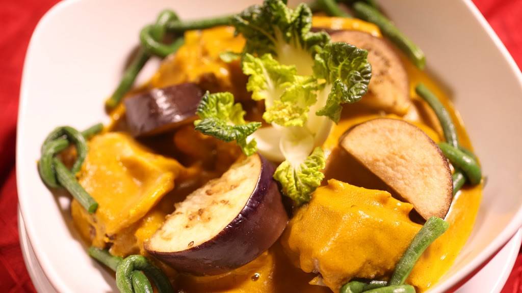 Hapag Pilipino | restaurant | 33 St Francis Square, Daly City, CA 94015, USA | 6507562220 OR +1 650-756-2220