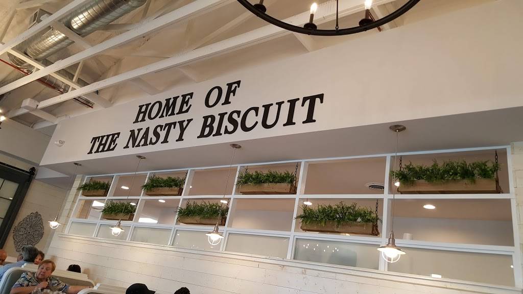 The Southern Cafe | restaurant | 511 Roselle Rd, Roselle, IL 60172, USA | 8472529102 OR +1 847-252-9102