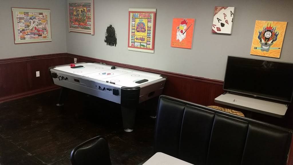 Crankys 2 | restaurant | 2155 N 13th St, Terre Haute, IN 47804, USA | 8122361877 OR +1 812-236-1877