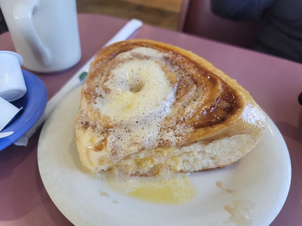 Apple Barrel Restaurant | restaurant | 12500 Interstate 80 Service Rd, Cheyenne, WY 82009, USA | 3076323679 OR +1 307-632-3679