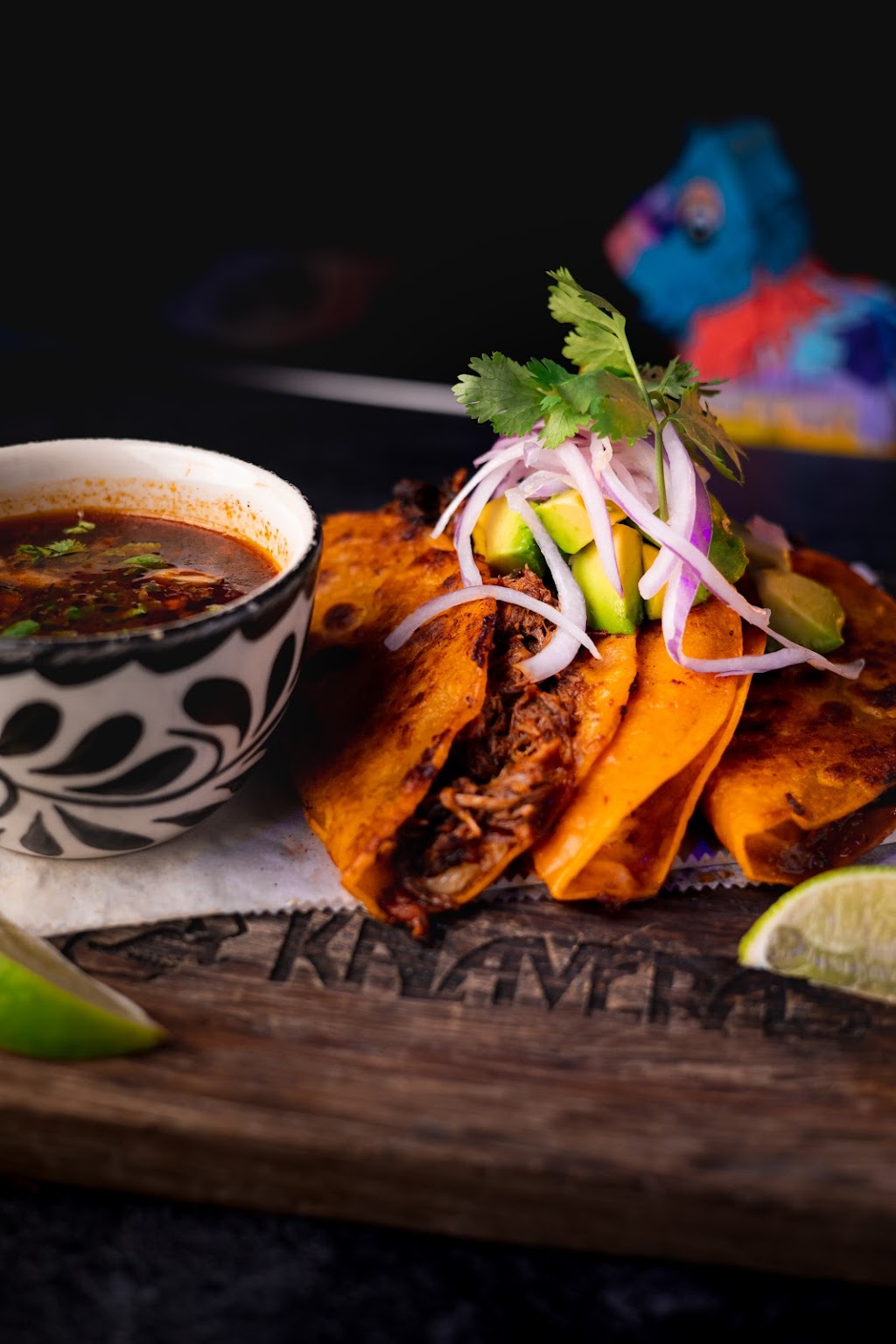 Kalaveras | restaurant | 111 E Hospitality Ln, San Bernardino, CA 92408, USA | 9095217196 OR +1 909-521-7196