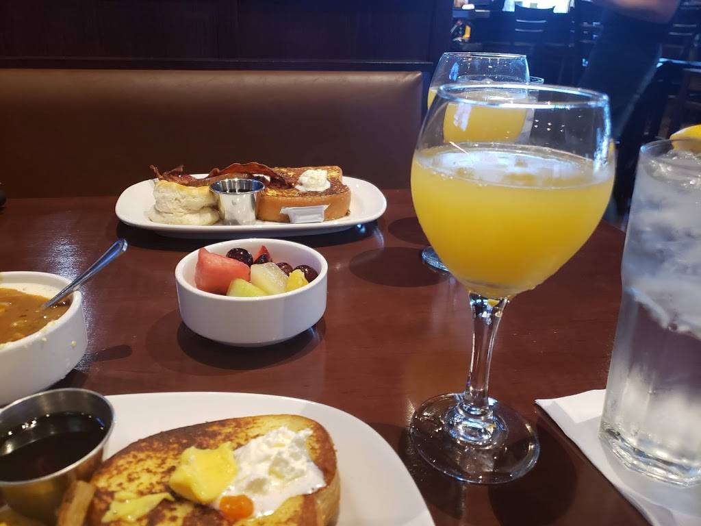 Sams Place Nippers Corner | restaurant | 15545 Old Hickory Blvd, Nashville, TN 37211, USA | 6159425755 OR +1 615-942-5755