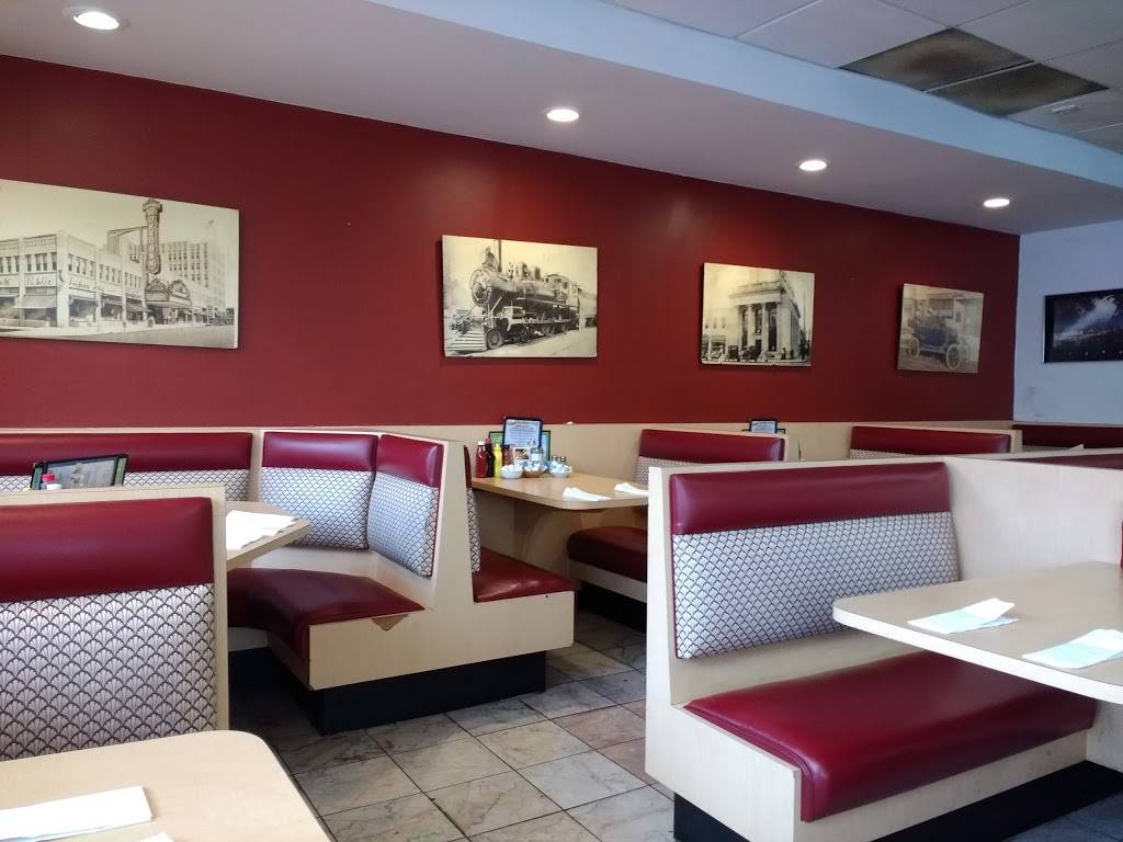 Grecian House Inc | restaurant | 1018 E Eleven Mile Rd, Royal Oak, MI 48067, USA | 2483987066 OR +1 248-398-7066