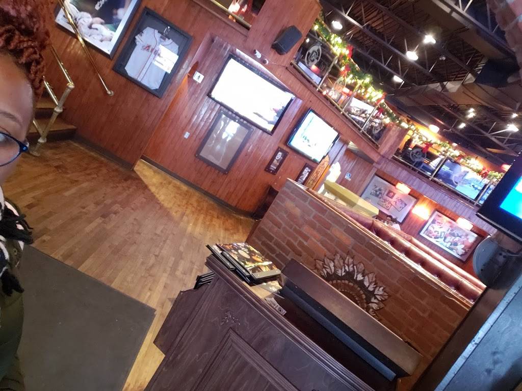 La cage aux sports | restaurant | 4210 Boulevard des Forges, Trois-Rivières, QC G8Y 1W3, Canada | 8193761537 OR +1 819-376-1537