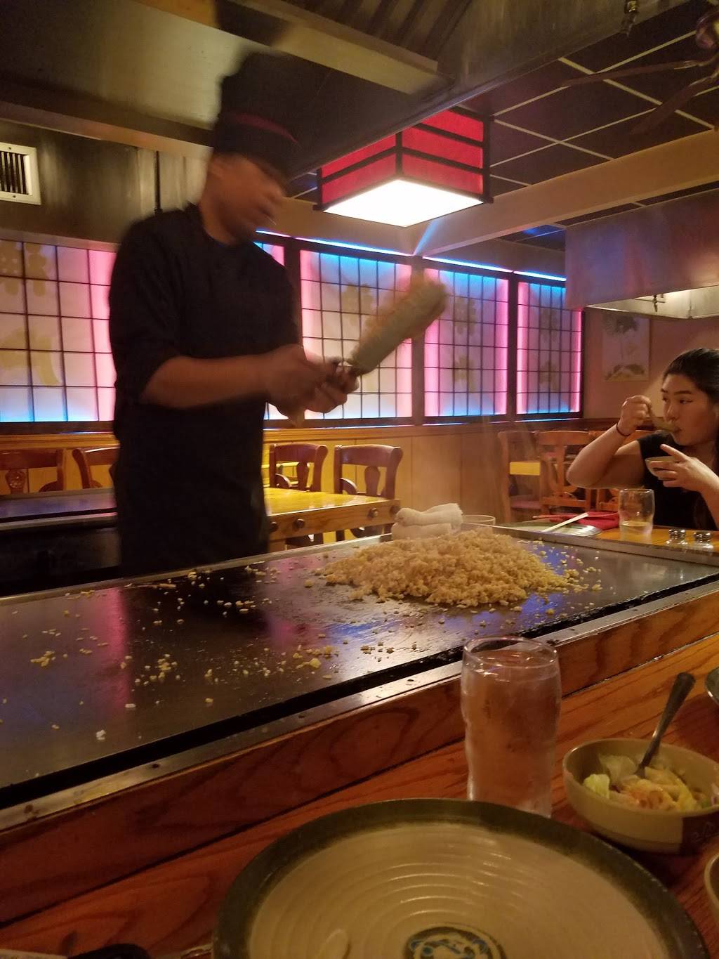 Kobe Japanese Steakhouse | restaurant | 2907 W 6th St, Lawrence, KS 66049, USA | 7858383399 OR +1 785-838-3399