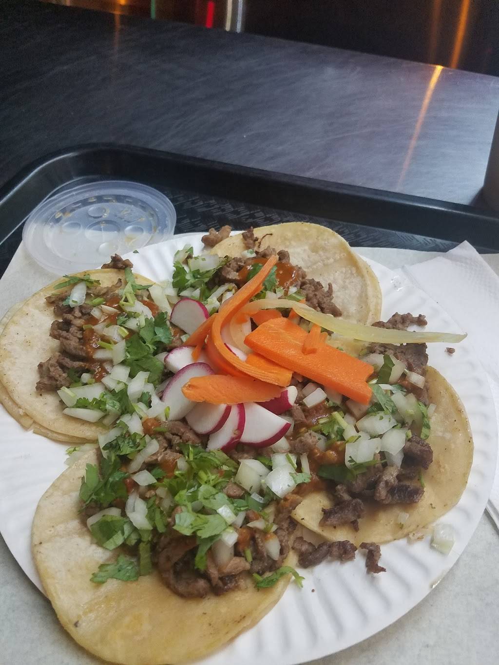 Melo Burger | restaurant | 10003 S Inglewood Ave, Inglewood, CA 90304, USA | 3106723164 OR +1 310-672-3164