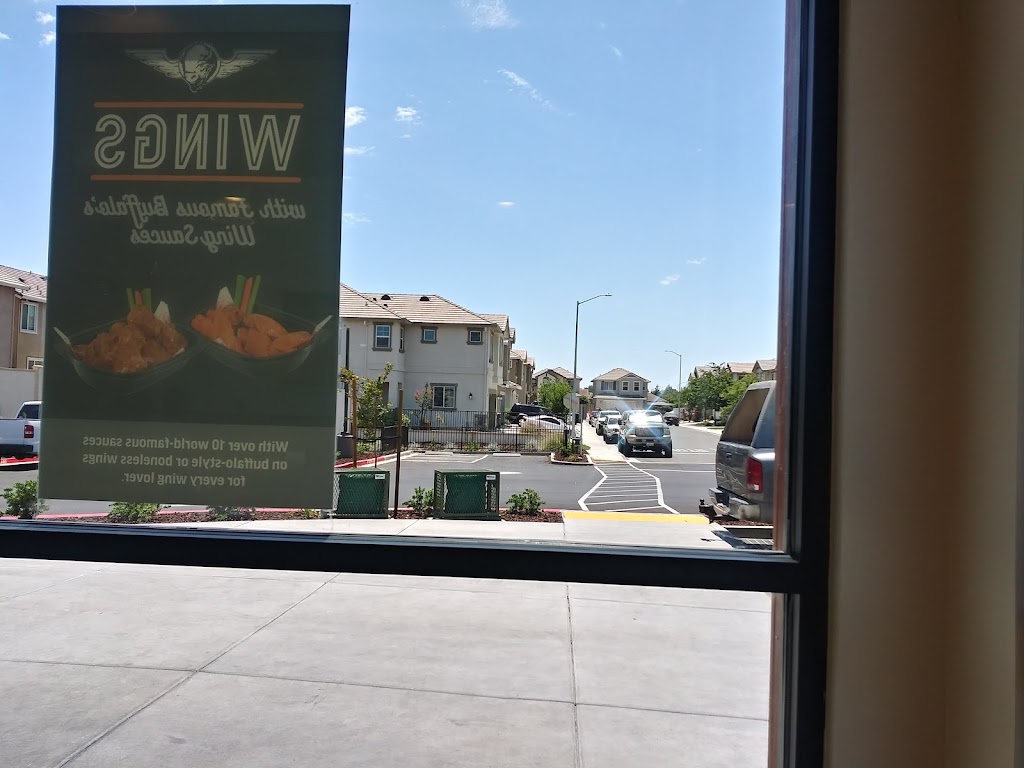 Fatburger & Buffalos Express | meal takeaway | 1961 Walters Rd, Suisun City, CA 94585, USA | 7076399968 OR +1 707-639-9968