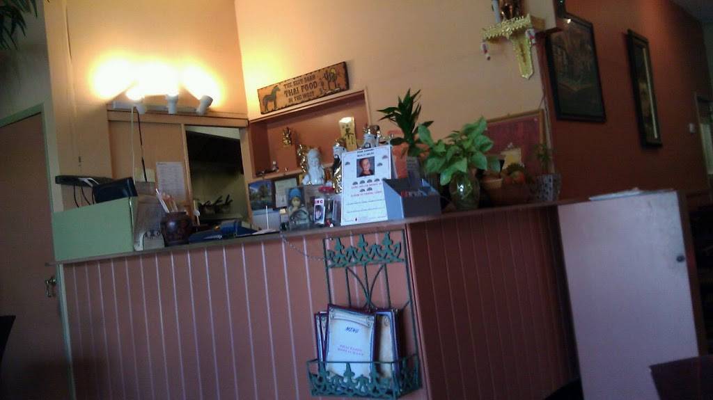 Thai Taste Restaurant | restaurant | 2328 Fletcher Dr, Los Angeles, CA 90039, USA | 3236662464 OR +1 323-666-2464