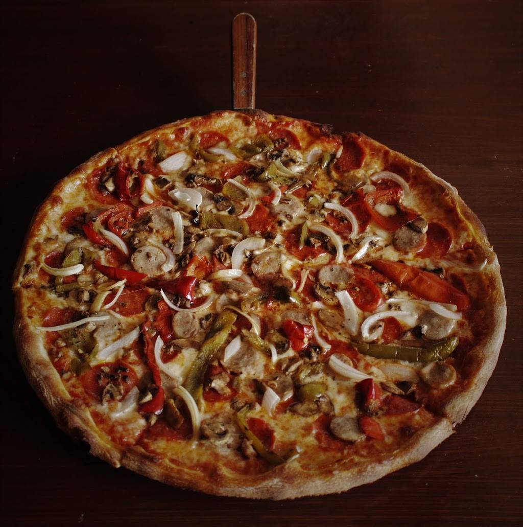 Gino & Joes NY Style Pizza | restaurant | 3701 W Lake Rd, Erie, PA 16505, USA | 8146365089 OR +1 814-636-5089