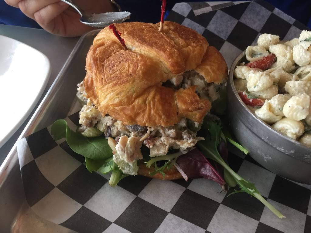 8TE | restaurant | 1220 Airline Rd #250, Corpus Christi, TX 78412, USA | 3617230261 OR +1 361-723-0261