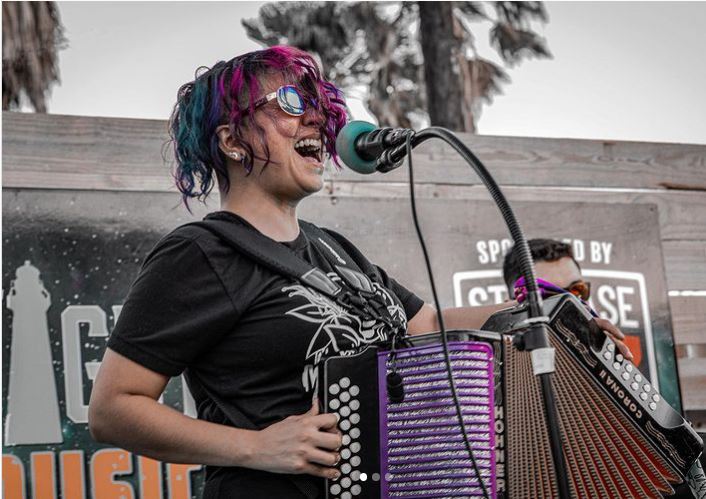 Hopper Haus Bar and Grill | restaurant | 418 E Queen Isabella Blvd, Port Isabel, TX 78578, USA | 9562994600 OR +1 956-299-4600