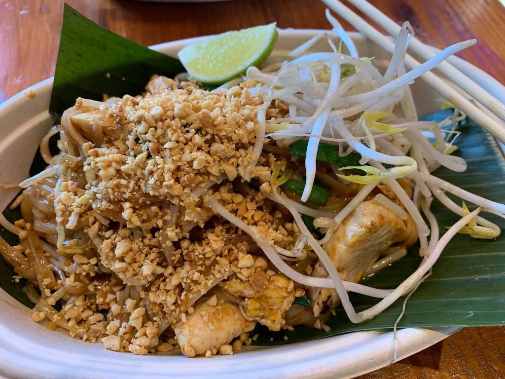 Tamsung Thai Street Eats | restaurant | 3226 Roswell Rd NW, Atlanta, GA 30305, USA | 4047489323 OR +1 404-748-9323