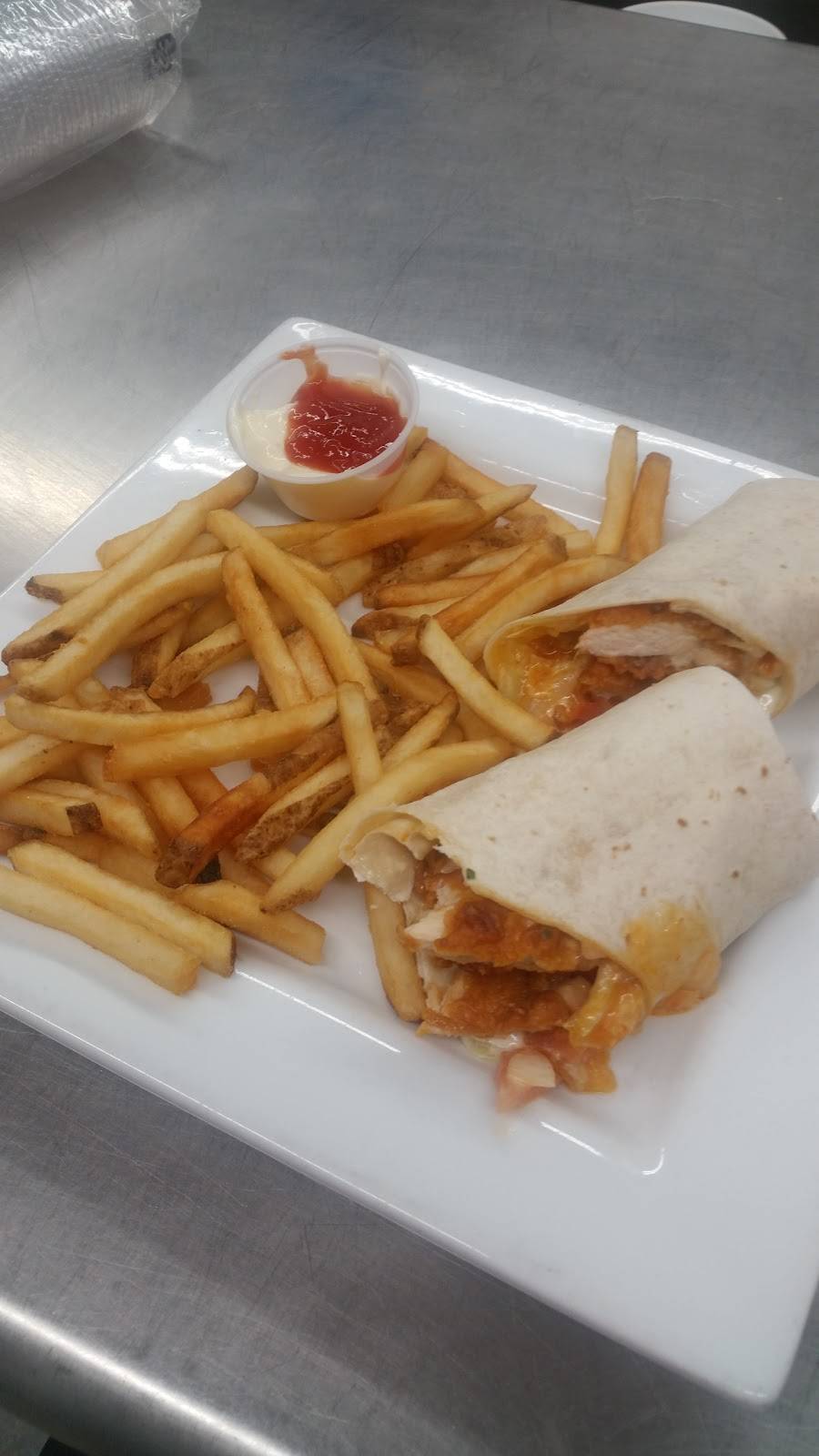 Fireside Restaurant | restaurant | 171 Pelham St, Methuen, MA 01844, USA | 9786832945 OR +1 978-683-2945