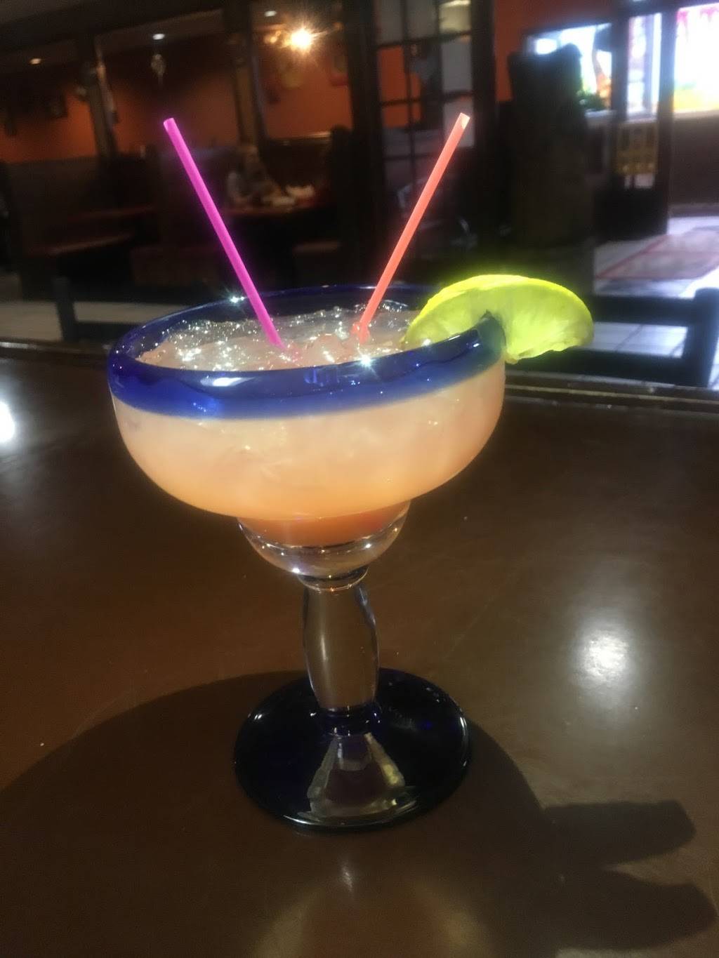 Mi Casita | restaurant | 101 E Walnut St, Gillespie, IL 62033, USA | 2178393600 OR +1 217-839-3600