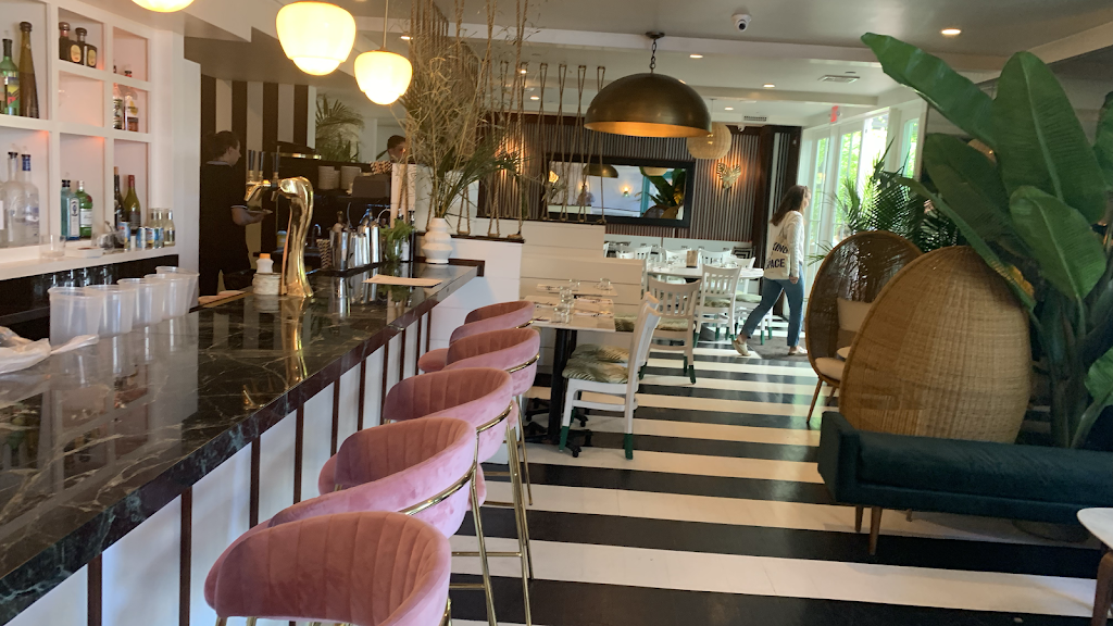 American Beech Hotel | restaurant | 300 Main St, Greenport, NY 11944, USA | 6314775939 OR +1 631-477-5939