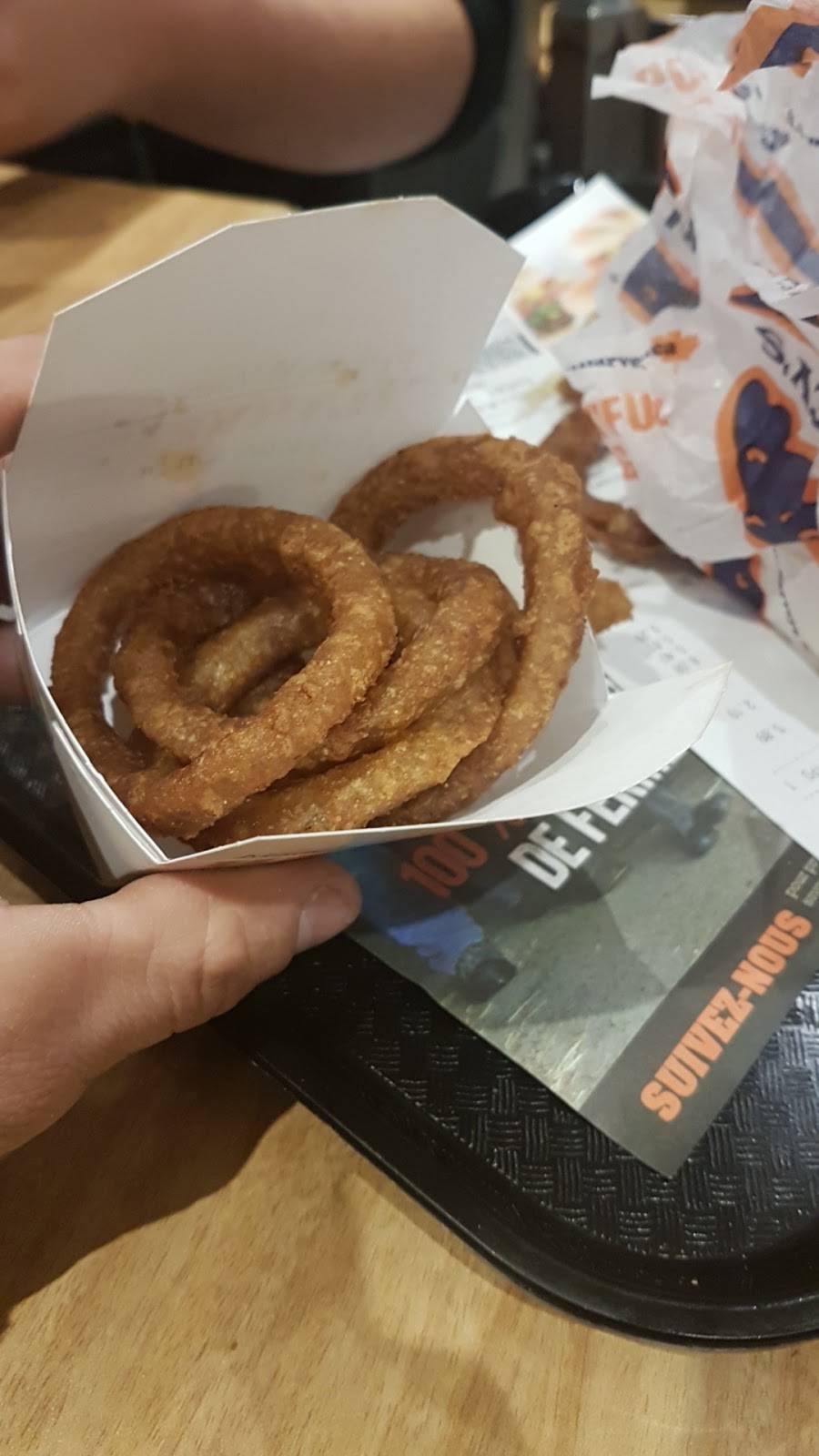 Harveys | restaurant | 70 Boulevard Laurier, McMasterville, QC J3G 1P8, Canada | 4504670426 OR +1 450-467-0426