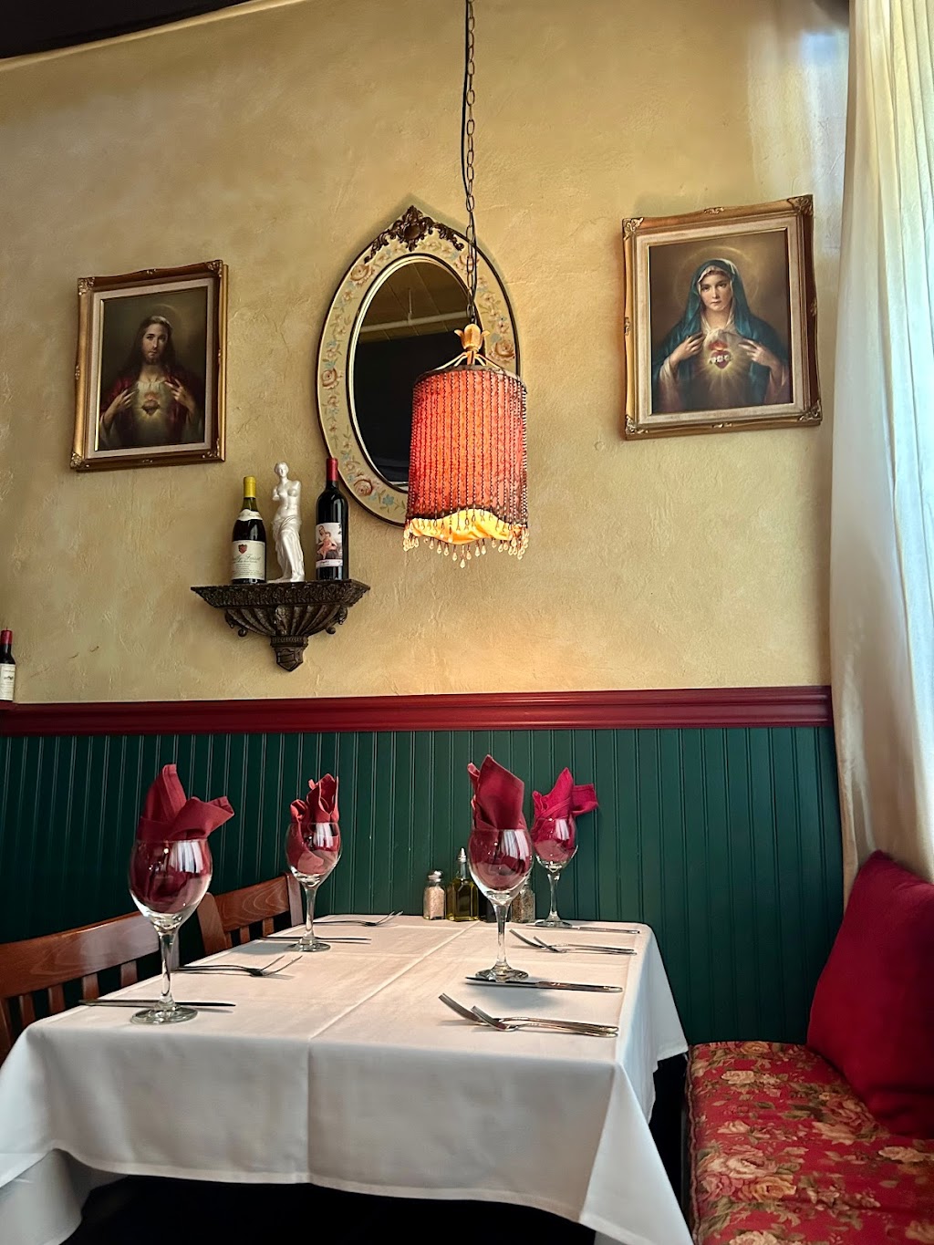 Angelos Ristorante | restaurant | 846 N 4th St, Coeur dAlene, ID 83814, USA | 2087652850 OR +1 208-765-2850