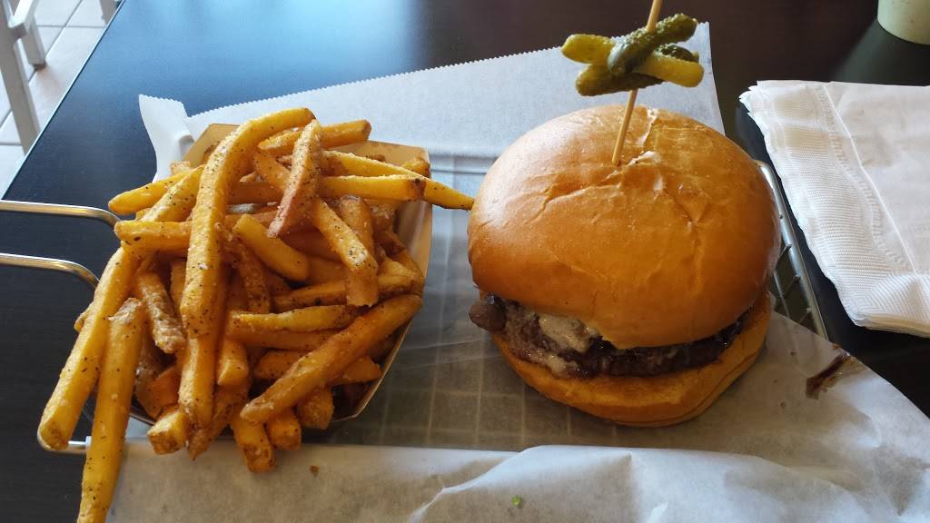 Epik Burger | restaurant | 12740 Atlantic Blvd #105, Jacksonville, FL 32225, USA | 9043747326 OR +1 904-374-7326