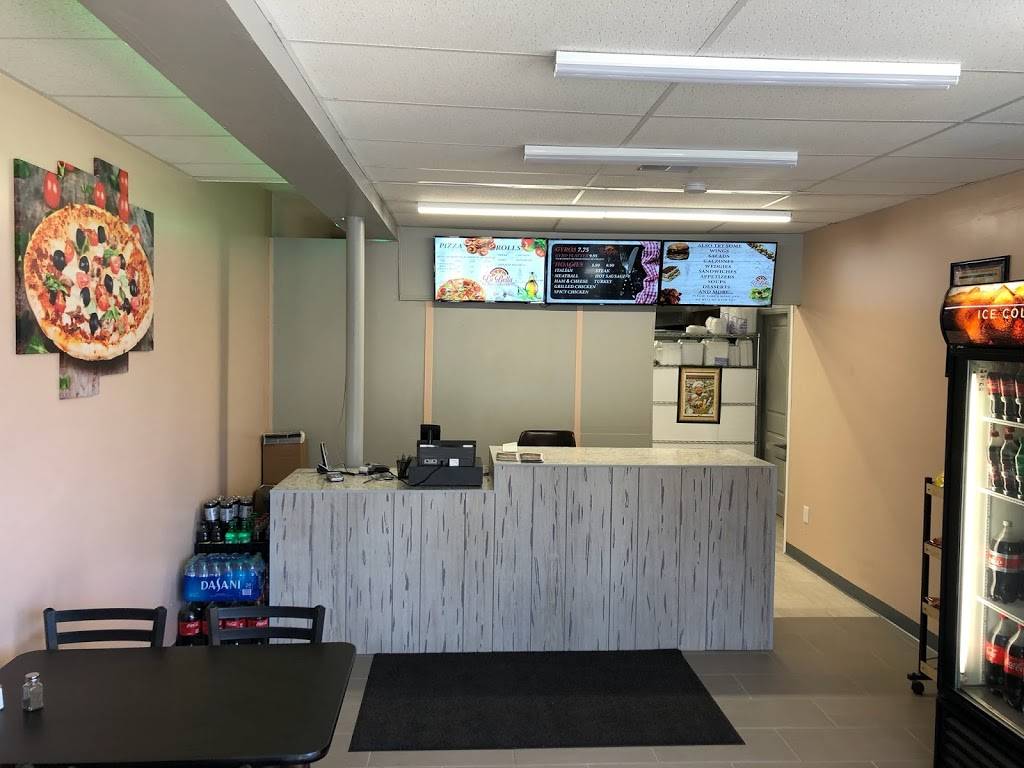 La Bella Pizza and Gyro | restaurant | 3906 Saw Mill Run Blvd, Pittsburgh, PA 15227, USA | 4128833700 OR +1 412-883-3700