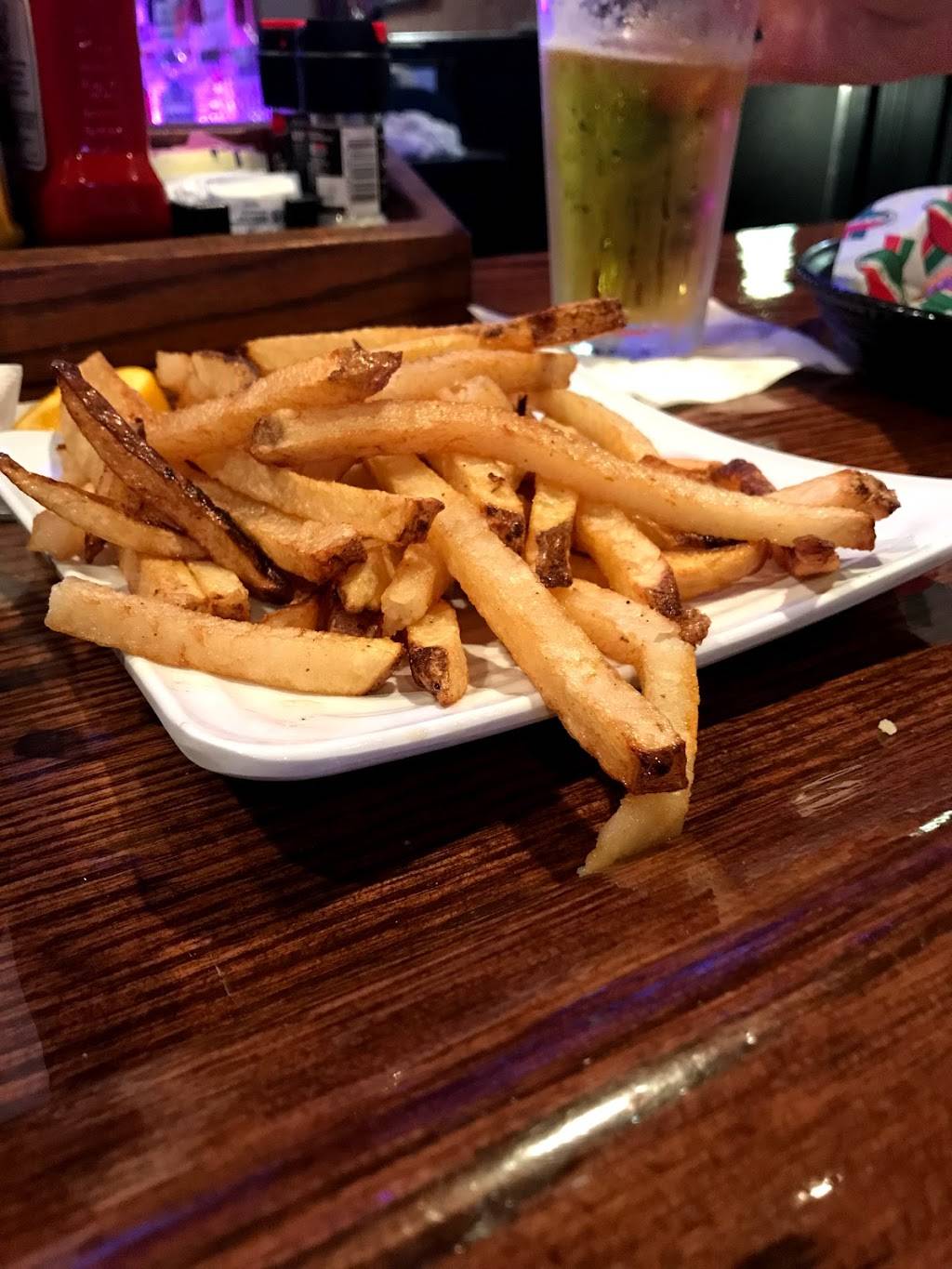 Paninis Grill of Willoughby | restaurant | 5617, 37333 Euclid Ave, Willoughby, OH 44094, USA | 4409519852 OR +1 440-951-9852